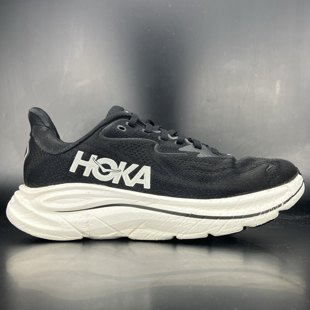 Hoka One One Clifton 10 Wide - Women's Size 7D 'Black/White' (1162050 BWHT)